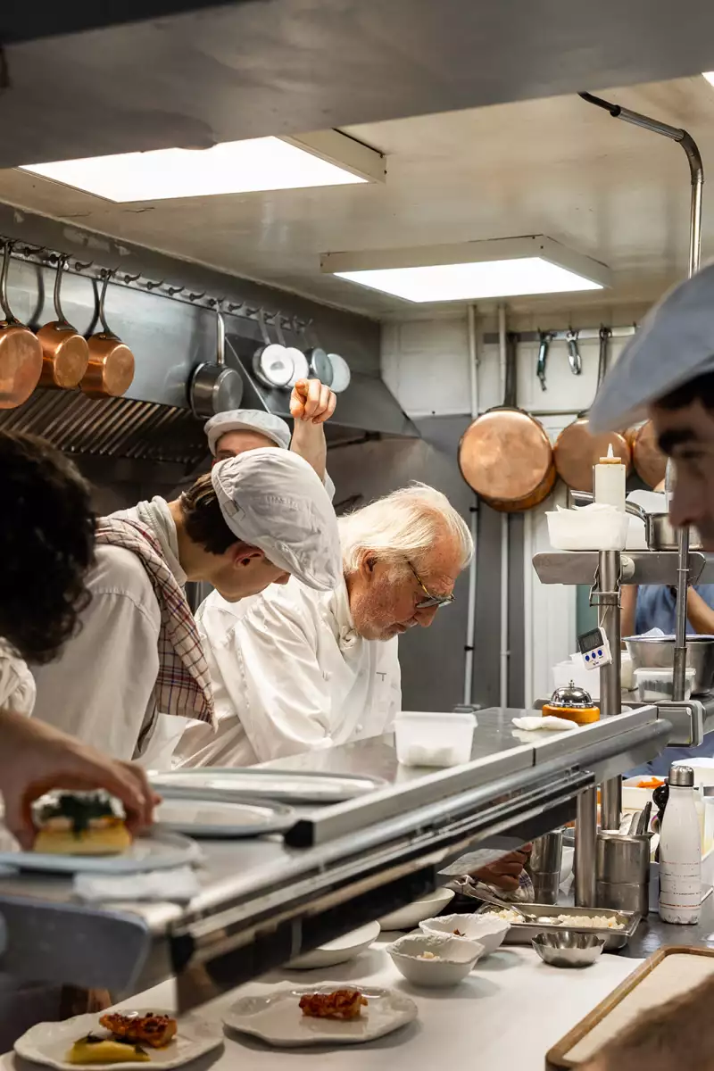 TAKE AWAY Zimmermann