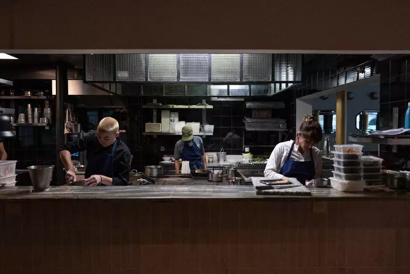 TAKE AWAY Zimmermann